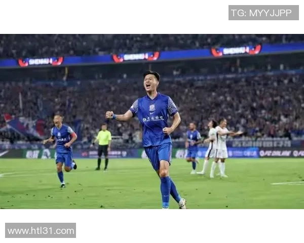 上海绿地申花迎战鹿队全力争胜展现球队实力与激情